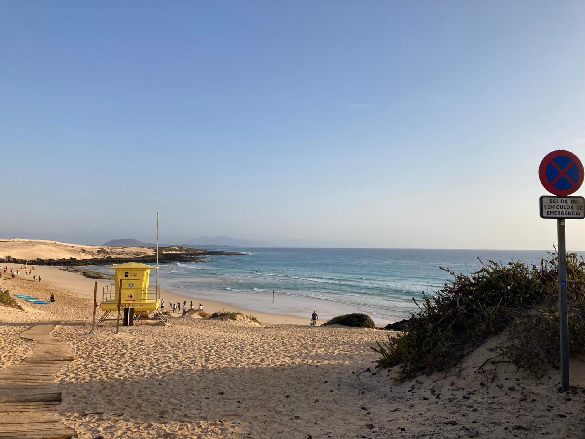 Beach House With The Heated Pool Next To Rocky Point Corralejo Exterior photo